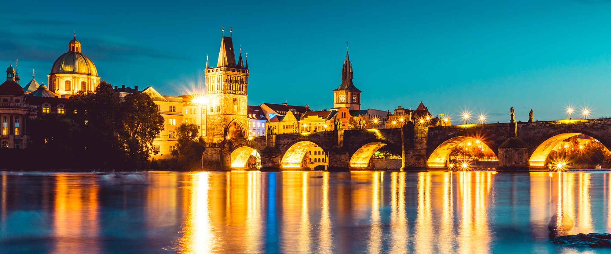 Come and explore yourself the beauty of Prague.